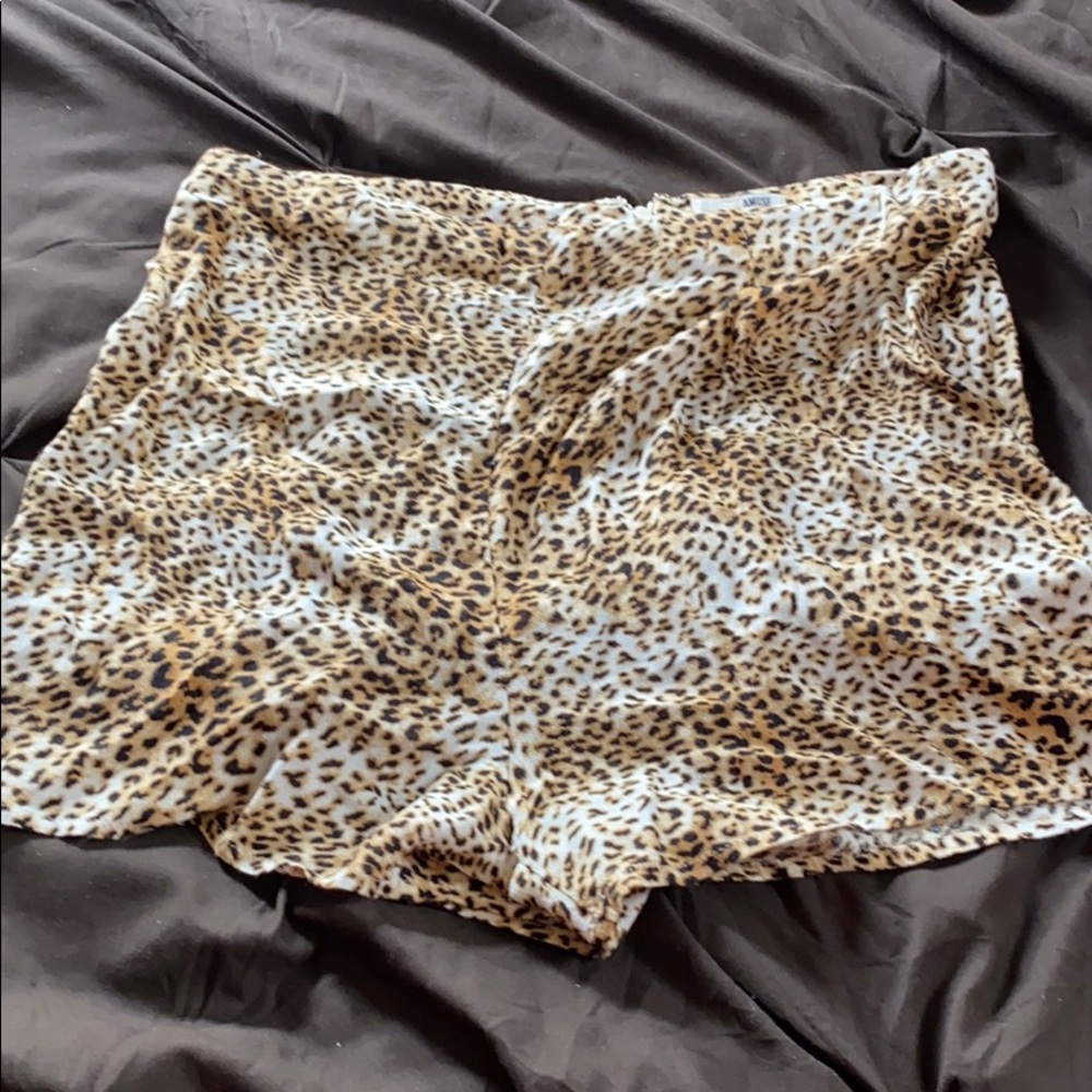 Amuse Society leopard print shorts